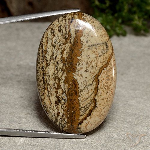 34.86ct 天然 彩色 碧玉, 椭圆形, 不透明