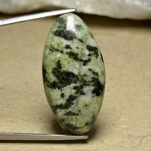 24.27ct 天然 彩色 碧玉, 榄尖形, 不透明