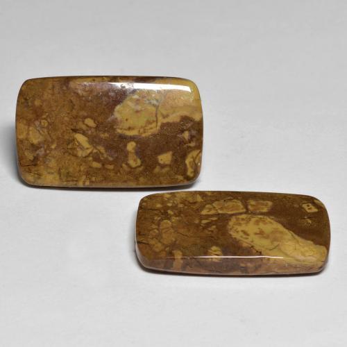 26.16克拉天然碧玉，垫形剪裁，不透明