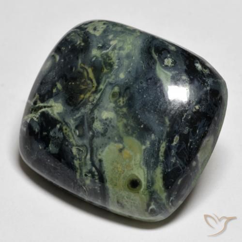 33.52ct 天然 彩色 碧玉, 软垫, 不透明