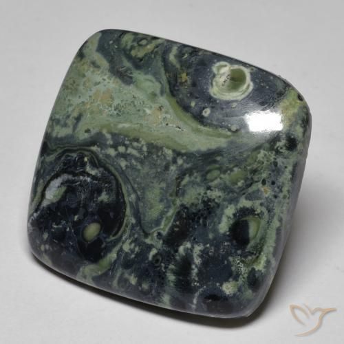 34.50ct 天然 彩色 碧玉, 软垫, 不透明