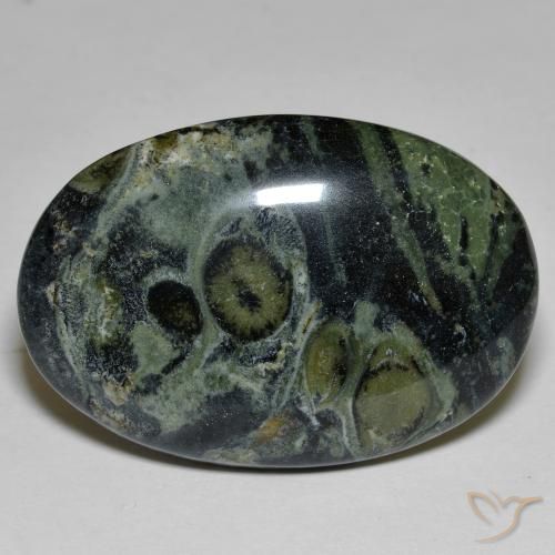 29.96ct 天然 彩色 碧玉, 椭圆形, 不透明