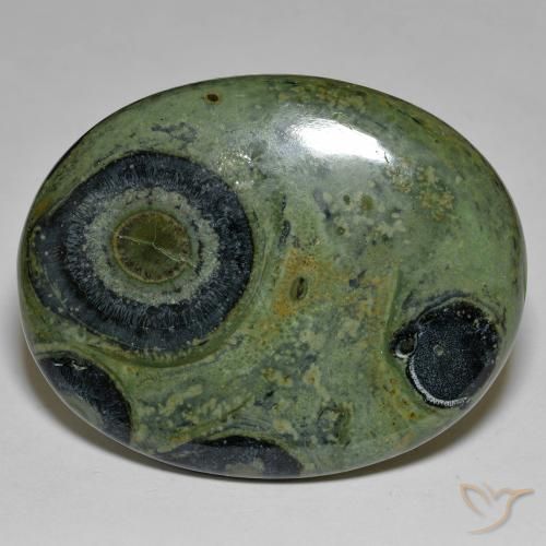 63.65ct 天然 彩色 碧玉, 椭圆形, 不透明