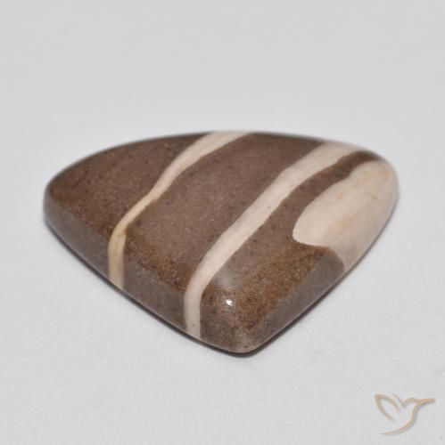 12.26克拉天然碧玉，胖三角形，不透明