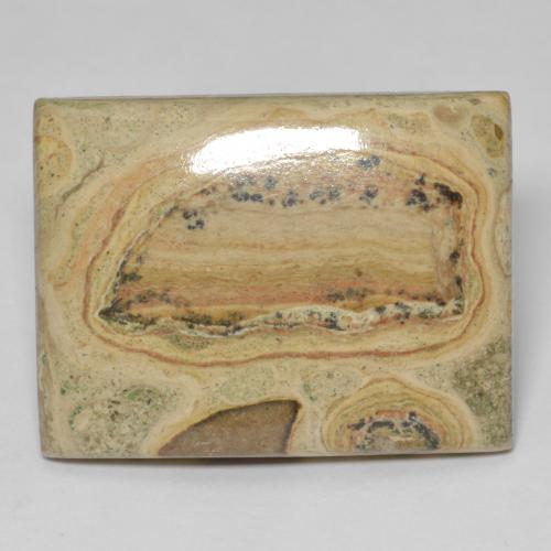 38.51克拉天然碧玉，狭长方形，不透明