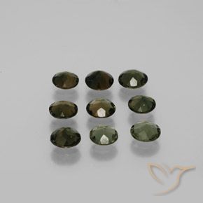 3.30克拉天然钠柱晶石，圆形的，VVS-VS