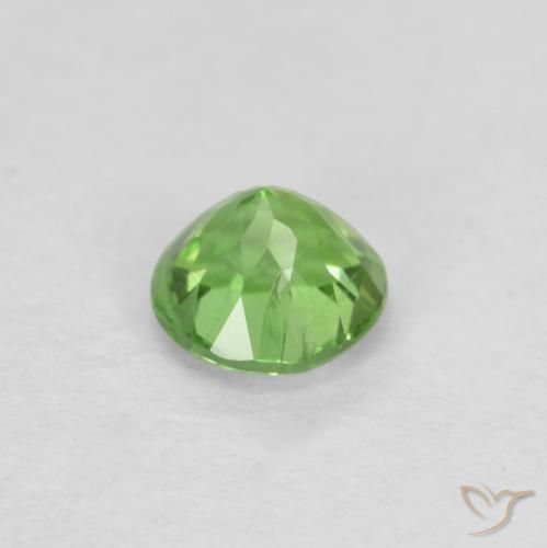 0.19克拉天然钠柱晶石，圆形的，SI