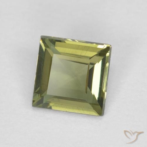 0.39克拉天然钠柱晶石，正方形，VVS