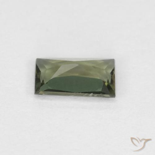 0.29克拉天然钠柱晶石，狭长方形，VS