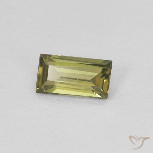0.27克拉天然钠柱晶石，狭长方形，VVS