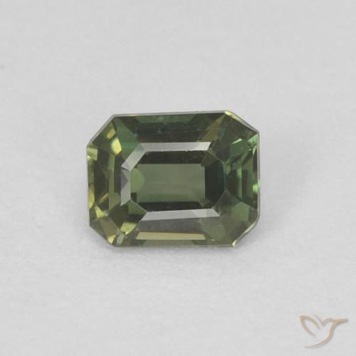 0.25ct 天然 Medium Dark-Green 钠柱晶石, 祖母绿式切割, VVS