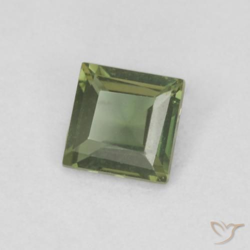 0.23克拉天然钠柱晶石，正方形，VVS-VS