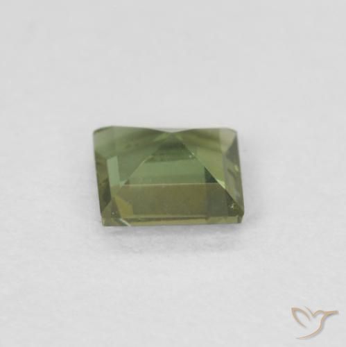 0.23克拉天然钠柱晶石，正方形，VVS-VS