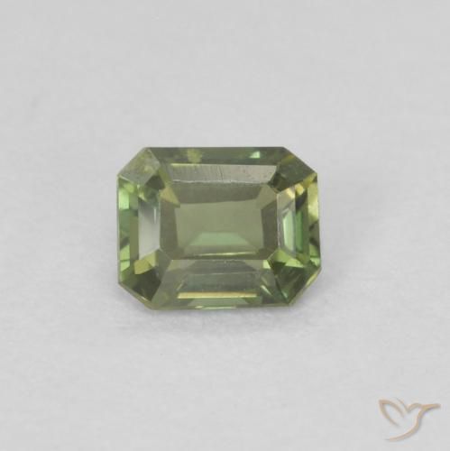 0.22ct 天然 深土绿 钠柱晶石, 祖母绿式切割, VVS-VS