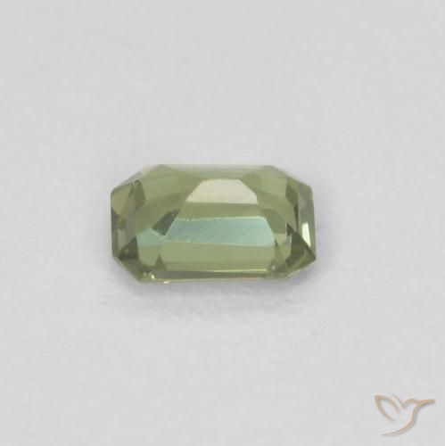 0.18克拉天然钠柱晶石，八边形，VVS-VS