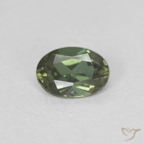 0.17ct 天然 金绿色 钠柱晶石, 椭圆形, VVS