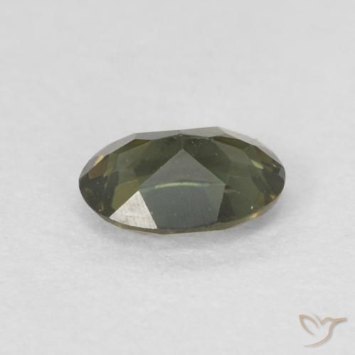 0.25克拉天然钠柱晶石，椭圆形，VVS