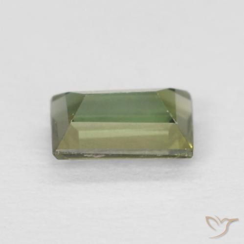 0.25克拉天然钠柱晶石，狭长方形，VVS