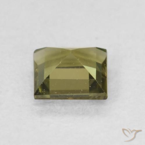 0.32克拉天然钠柱晶石，正方形，VVS