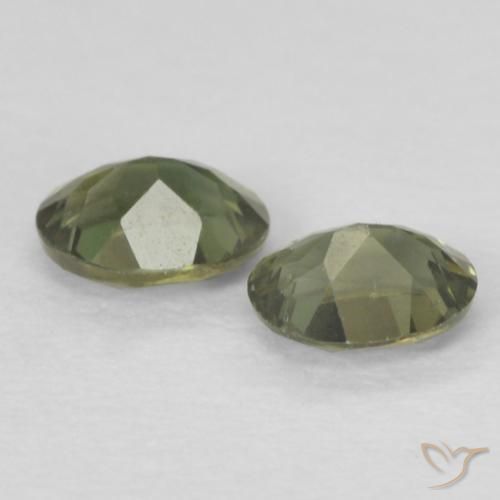 0.37克拉天然钠柱晶石，椭圆形，VS