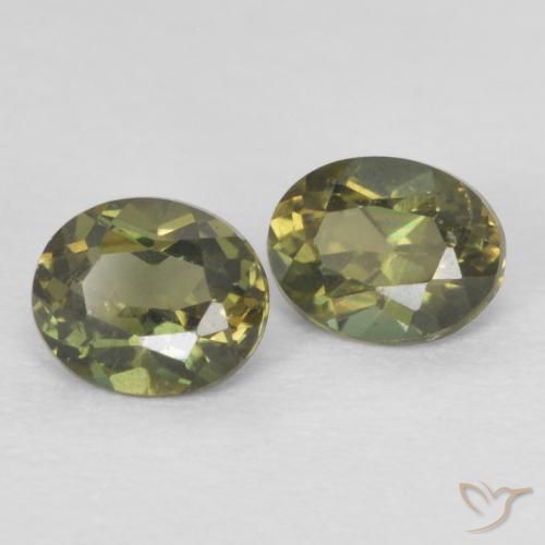 0.50克拉天然钠柱晶石，椭圆形，VVS-VS
