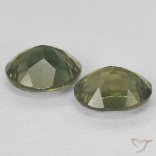 0.50克拉天然钠柱晶石，椭圆形，VVS-VS