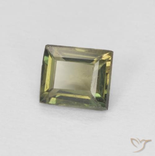 0.36克拉天然钠柱晶石，狭长方形，VS