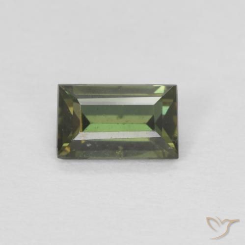 0.27ct 天然 棕绿色 钠柱晶石, 狭长方形, VS