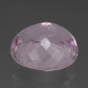 7.60克拉天然粉色紫锂辉石，椭圆形切割，12.4×11.1毫米，VVS