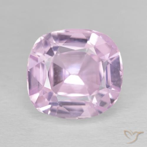 4.69ct 天然 非常浅的粉红色 紫锂辉石, 软垫, VVS