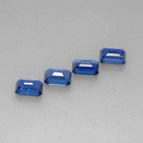 天然蓝晶石，祖母绿式切割，7.2×5.2毫米，VS-SI