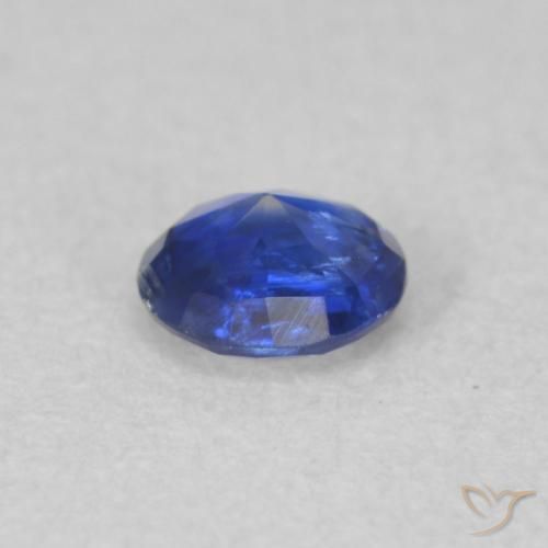 0.32克拉天然蓝晶石，圆形的，SI
