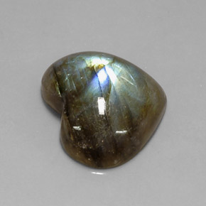 11.96克拉天然多色拉长石，心形，18×15.5毫米，半透明