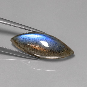 7.01克拉天然拉长石，榄尖形，半透明