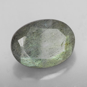 10.81克拉天然多色拉长石，椭圆形切割，16.3×12.1毫米，半透明
