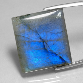 36.48克拉天然拉长石，狭长方形，半透明