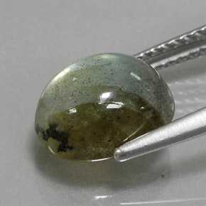 3.19克拉天然多色拉长石，椭圆形切割，10×7.8毫米，半透明