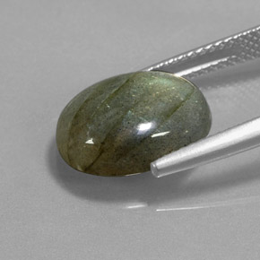 5.31克拉天然拉长石，椭圆形切割，半透明