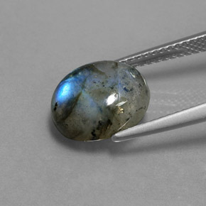 4.06克拉天然拉长石，椭圆形切割，半透明