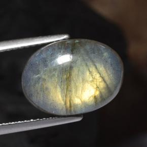 6.41克拉天然多色拉长石，椭圆形切割，14.1×10.2毫米，半透明