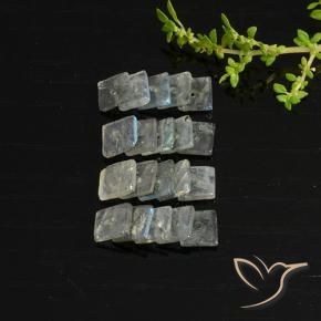 6.64克拉天然拉长石，正方形，半透明