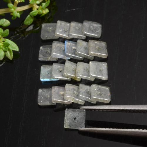 4.50天然多色拉长石，方形，4.4×4.3毫米，半透明