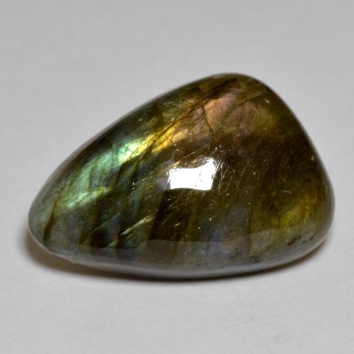 15.44克拉天然多色拉长石，异形，20.7×13.6毫米，不透明