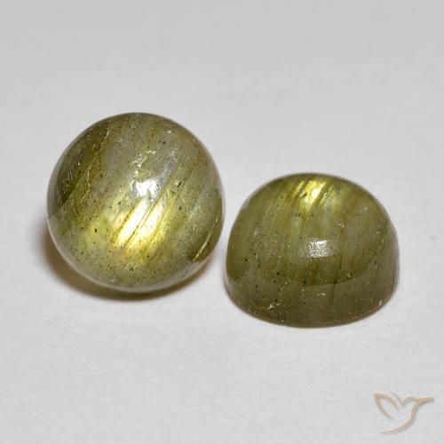 3.32克拉天然拉长石，圆形的，半透明