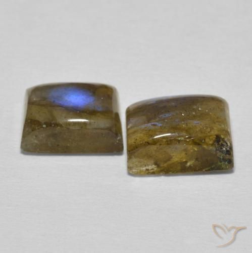 5.63克拉天然拉长石，狭长方形，半透明