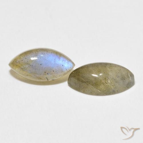4.72克拉天然拉长石，榄尖形，半透明
