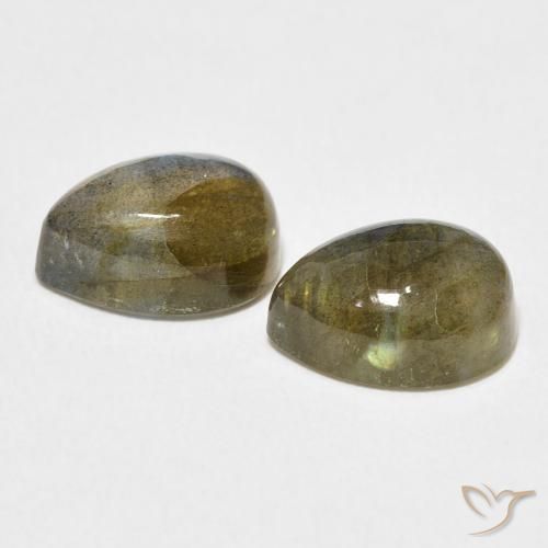 5.46克拉天然拉长石，梨形，半透明