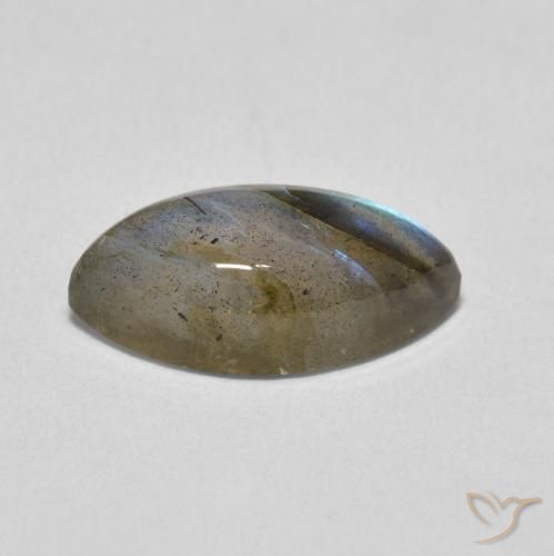 4.93克拉天然拉长石，榄尖形，半透明