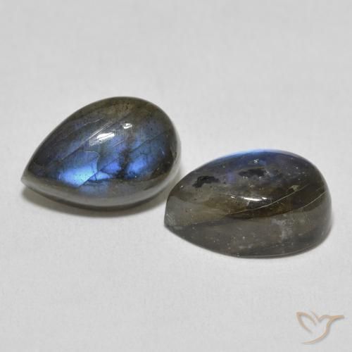 8.10克拉天然拉长石，梨形，半透明