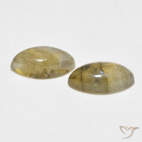 2.83克拉天然拉长石，榄尖形，半透明